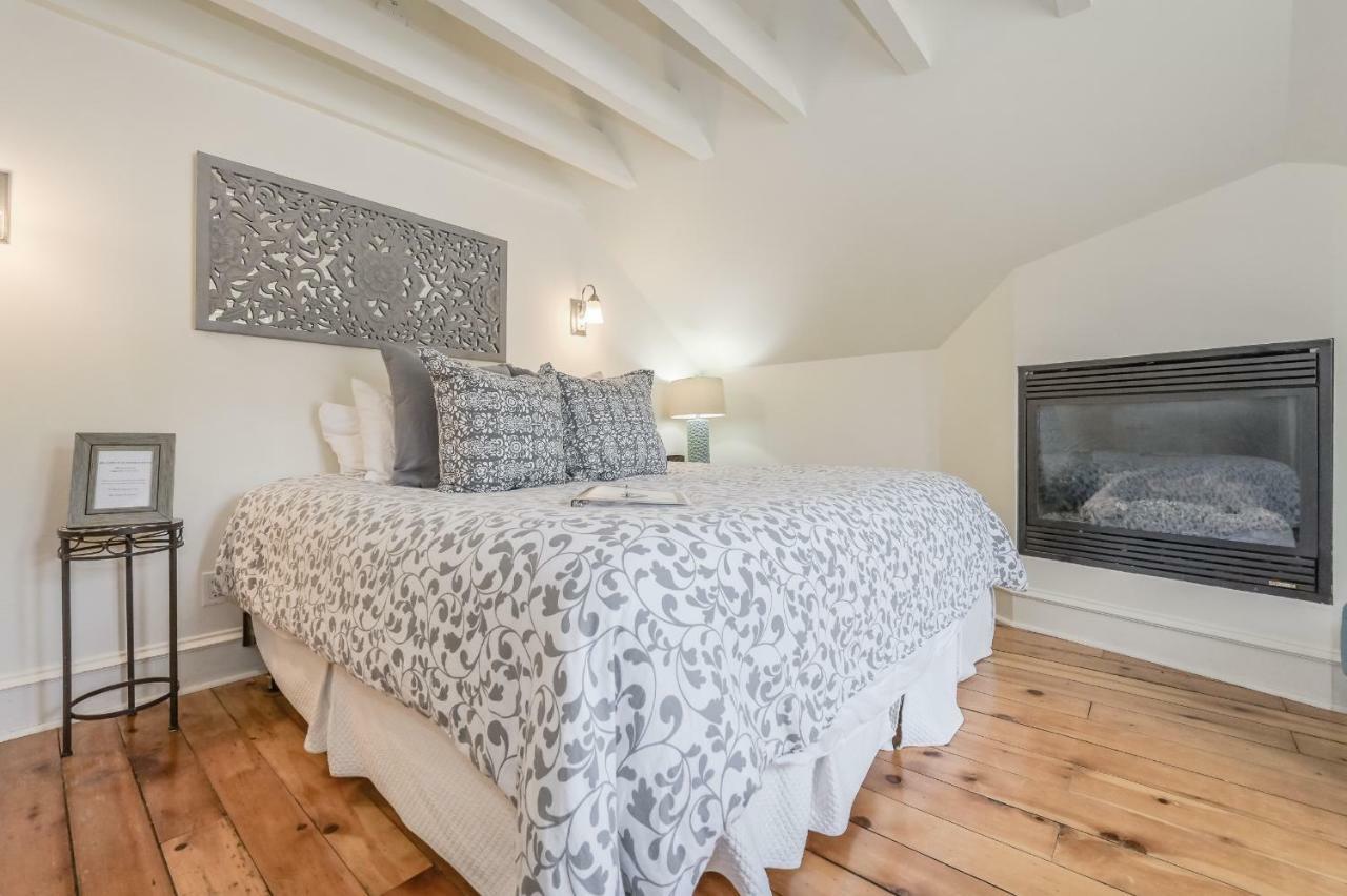 St Andrew Suites Fergus Dış mekan fotoğraf