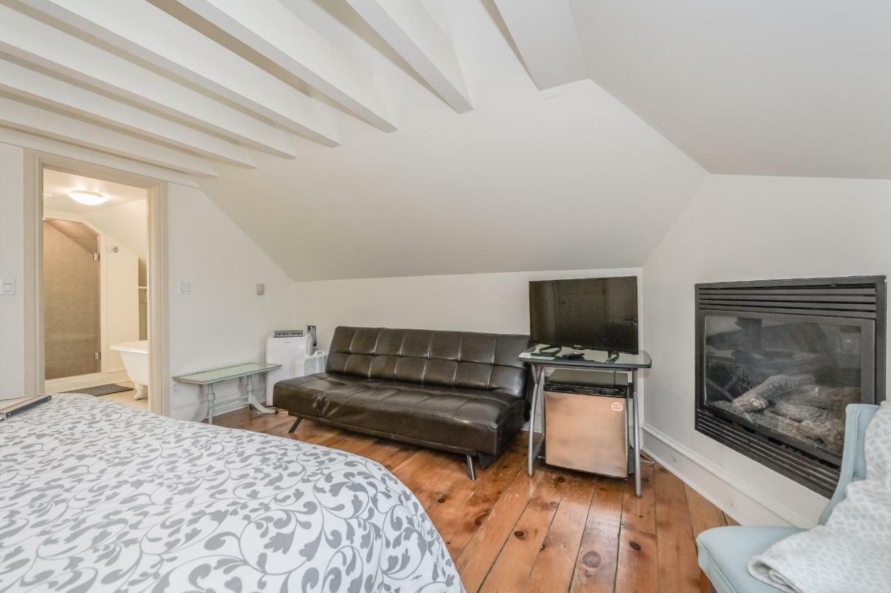 St Andrew Suites Fergus Dış mekan fotoğraf
